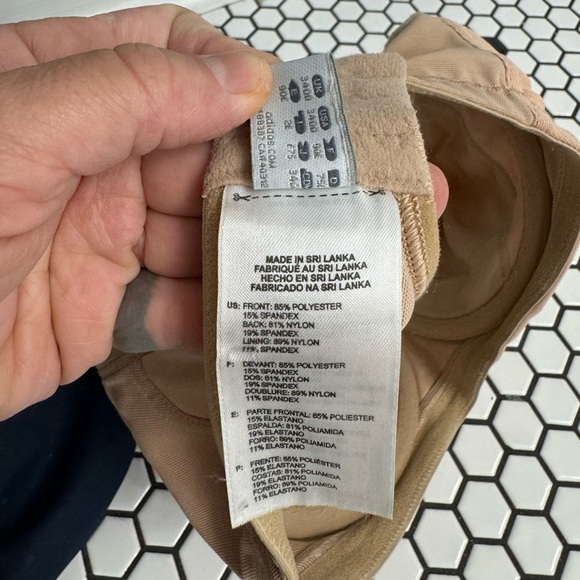 Adidas techfit underwire bra size 34DD - Picture 3 of 4